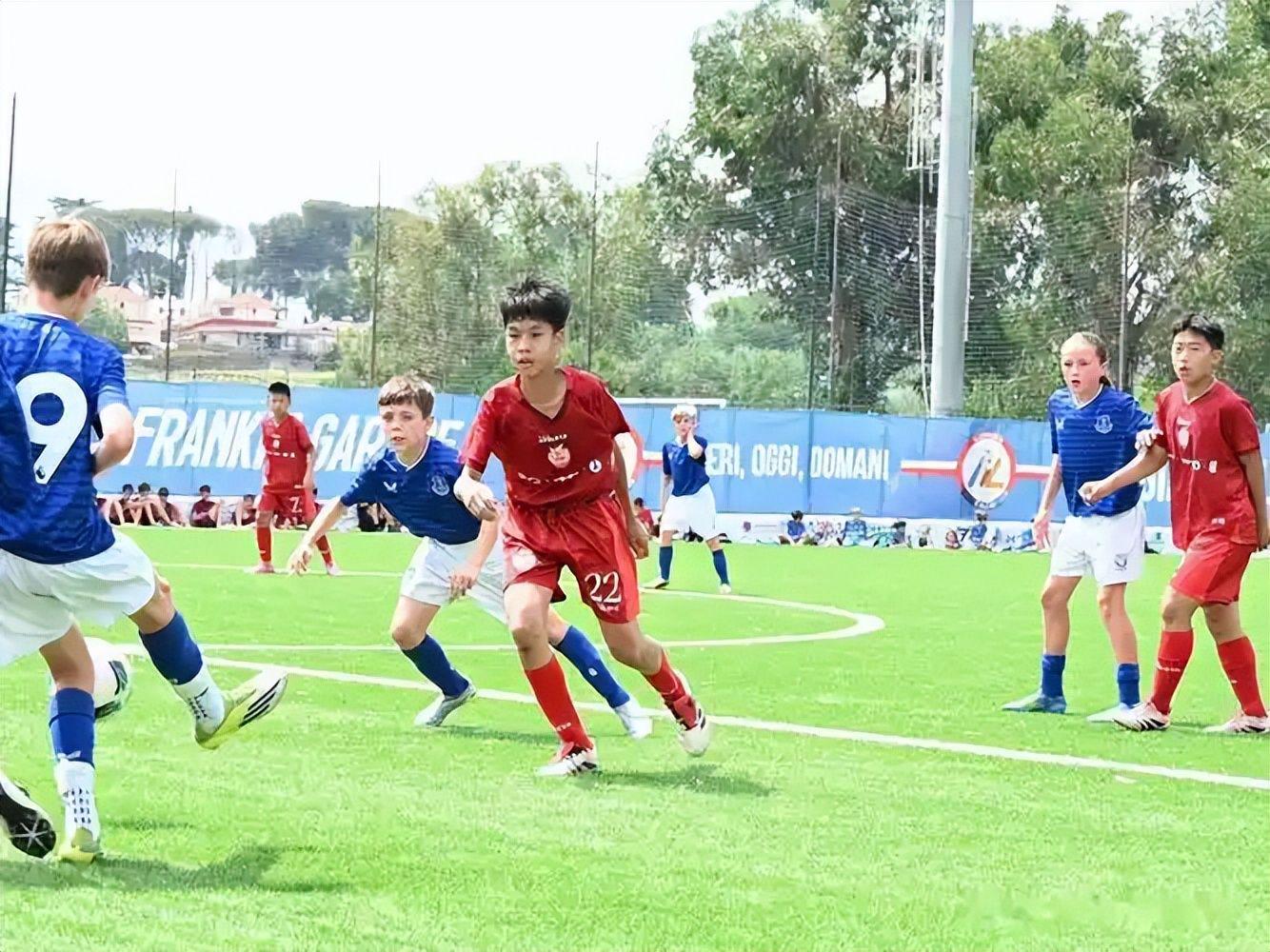 库拉索全力备战世界杯首战对阵德国